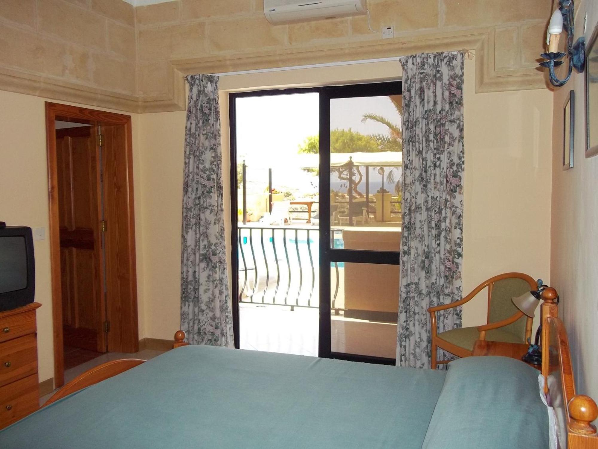 San Antonio Guesthouse Xlendi Exterior photo